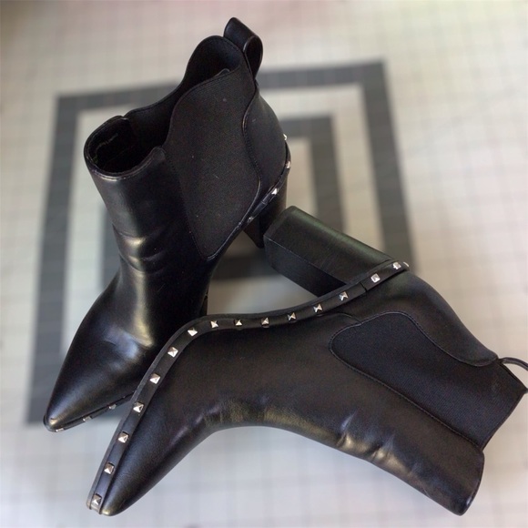 Charles David Women's Black Dodger Studded Booties Shoes Size 8 - Picture 8 of 13